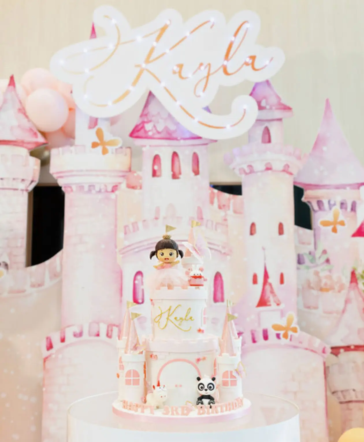 Backdrops & Decor